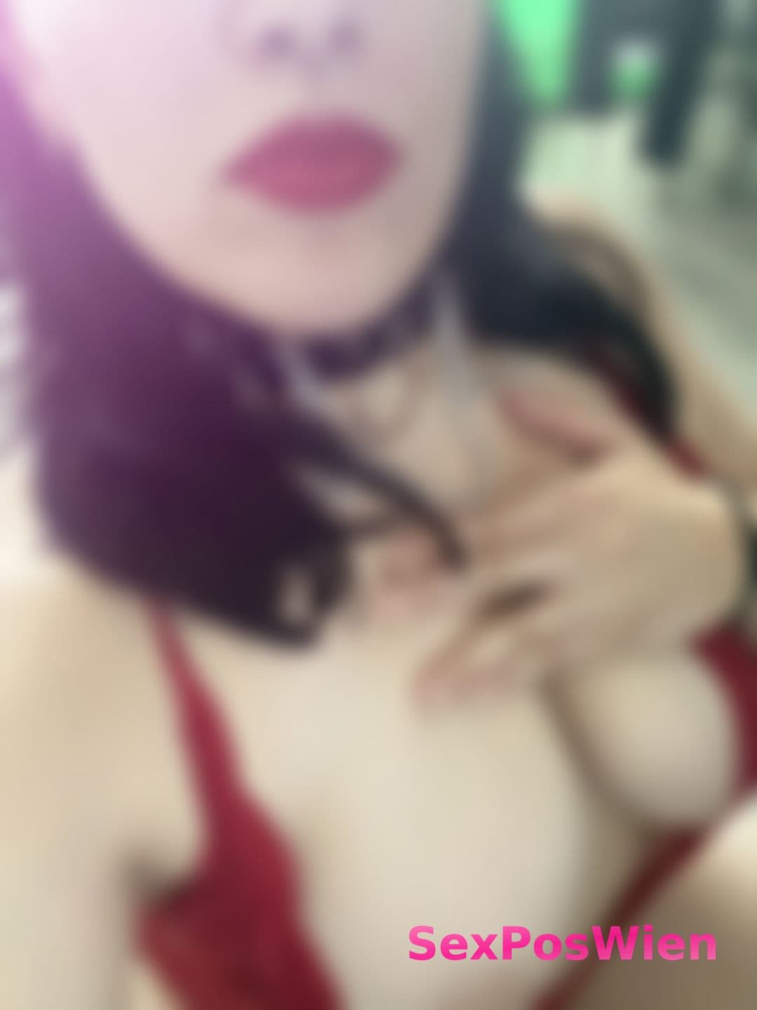 Couple looking for unicorn/bi couple